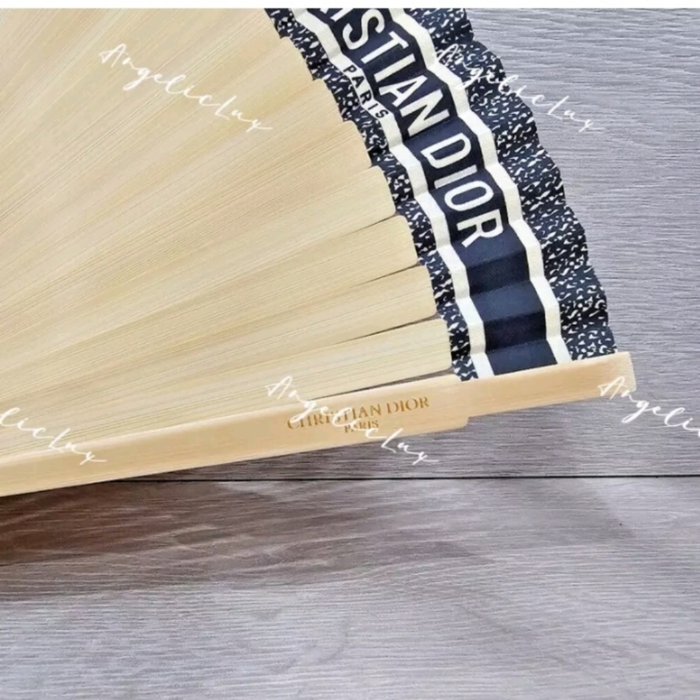 Christian Dior ❤️New DIORIVIERA Folding Fan Japan Novelty 100% Bamboo - Picture 7 of 7
